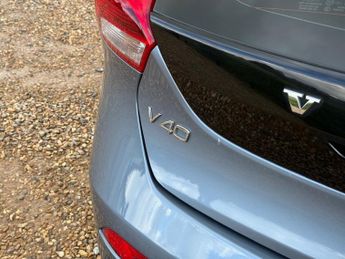 Volvo V40 2.0 D2 Inscription Hatchback 5dr Diesel Manual Euro 6 (s/s) (120