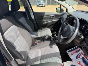 Suzuki S-Cross 1.4 Boosterjet MHEV Motion SUV 5dr Petrol Hybrid Manual Euro 6 (