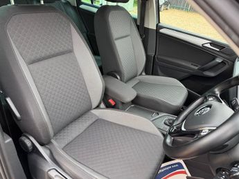Volkswagen Tiguan 1.5 TSI EVO Match SUV 5dr Petrol DSG Euro 6 (s/s) (150 ps)