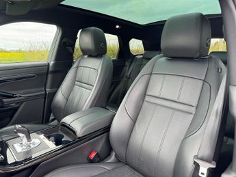 Land Rover Range Rover Evoque R-DYNAMIC HSE P300e