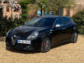 Alfa Romeo Giulietta 1750 TBi Cloverleaf Hatchback 5dr Petrol Manual Euro 5 (235 bhp)