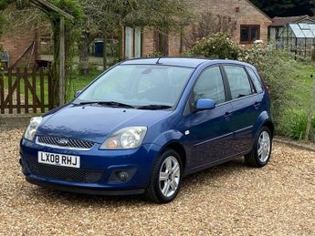 Ford Fiesta 1.4 Ghia Hatchback 5dr Petrol Manual (147 g/km, 79 bhp)