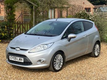 Ford Fiesta 1.4 Titanium Hatchback 3dr Petrol Automatic (154 g/km, 94 bhp)