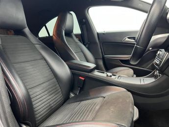 Mercedes CLA180 1.6 AMG Line Coupe 7G-DCT Euro 6 (s/s) 4dr