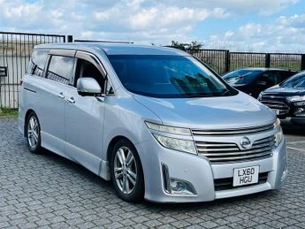 Nissan Elgrand 3.5L Highway Star 5dr