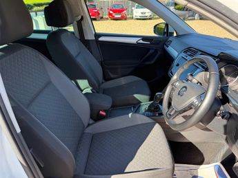Volkswagen Tiguan 2.0 TDI Match SUV 5dr Diesel DSG Euro 6 (s/s) (150 ps)