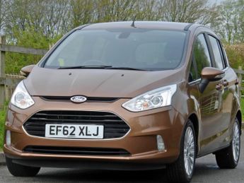 Ford B Max TITANIUM
