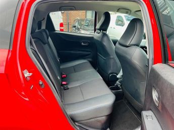 Toyota Yaris 1.5 VVT-h Trend CVT Euro 5 5dr