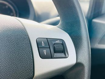 Vauxhall Corsa 1.4i 16v Exclusiv 5dr