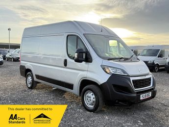 Peugeot Boxer 2.0 BlueHDi 335 Professional Panel Van 5dr Diesel Manual L2 H2 E