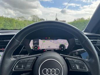 Audi A3 TFSI S LINE EDITION 1