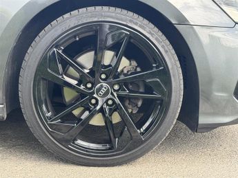 Audi A3 TFSI S LINE EDITION 1