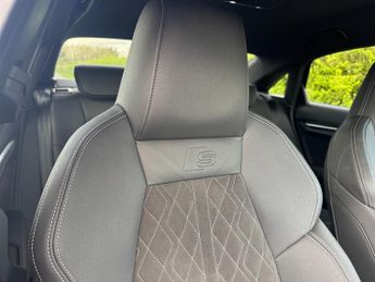 Audi A3 TFSI S LINE EDITION 1