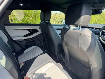 Land Rover Range Rover Evoque R-DYNAMIC SE D200