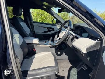 Land Rover Range Rover Evoque R-DYNAMIC SE D200