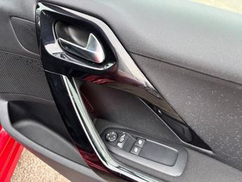 Peugeot 208 1.2 PureTech Allure Hatchback 5dr Petrol EAT Euro 6 (s/s) (110 p