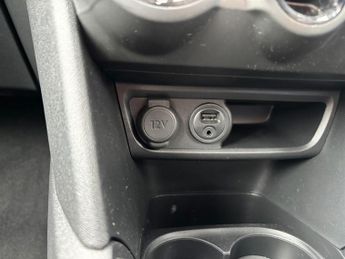 Peugeot 208 1.2 PureTech Allure Hatchback 5dr Petrol EAT Euro 6 (s/s) (110 p