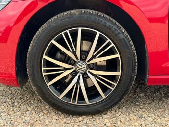 Volkswagen Golf 1.4 TSI SE Nav Hatchback 5dr Petrol DSG Euro 6 (s/s) (125 ps)