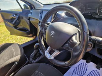 Peugeot 208 ACTIVE