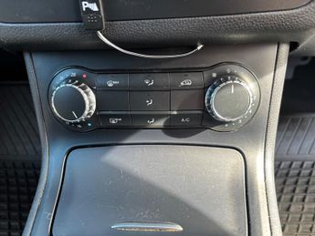 Mercedes B Class 1.8 B180 CDI Sport MPV 5dr Diesel 7G-DCT Euro 5 (s/s) (109 ps)