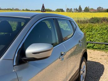 Nissan Qashqai 1.5 dCi Acenta Premium SUV 5dr Diesel Manual Euro 6 (s/s) (115 p