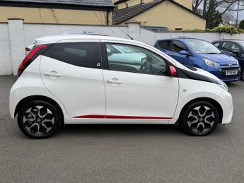 Toyota Aygo 1.0 VVT-i x-trend Hatchback 5dr Petrol x-shift Euro 6 (71 ps)