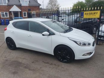 Kia Ceed 1.6 CRDi EcoDynamics 4 Hatchback 5dr Diesel Manual Euro 5 (s/s) 
