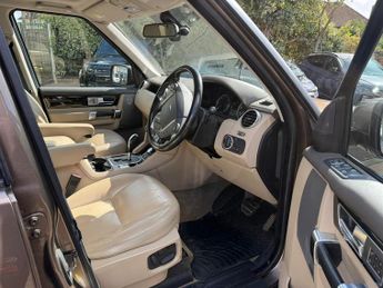 Land Rover Discovery SDV6 HSE