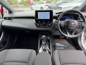 Toyota Corolla 1.8 VVT-h GPF Icon Tech Hatchback 5dr Petrol Hybrid CVT Euro 6 (