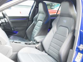 Volkswagen Golf R TSI 4MOTION DSG