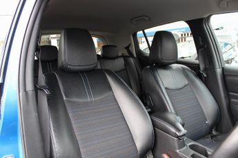 Nissan Leaf 40kWh N-Connecta Hatchback 5dr Electric Auto (150 ps)