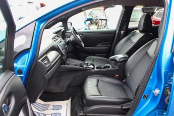 Nissan Leaf 40kWh N-Connecta Hatchback 5dr Electric Auto (150 ps)