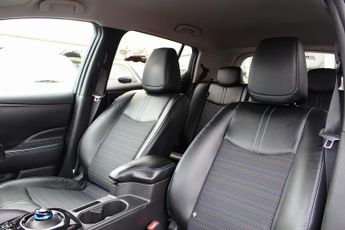 Nissan Leaf 40kWh N-Connecta Hatchback 5dr Electric Auto (150 ps)