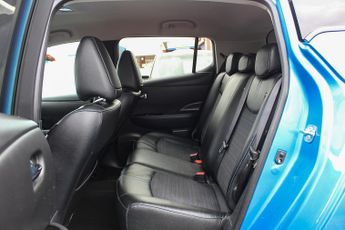 Nissan Leaf 40kWh N-Connecta Hatchback 5dr Electric Auto (150 ps)