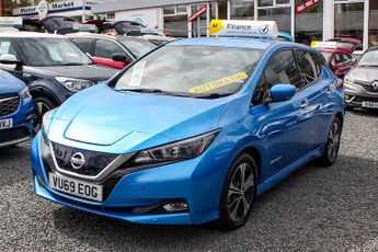 Nissan Leaf 40kWh N-Connecta Hatchback 5dr Electric Auto (150 ps)