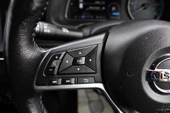 Nissan Leaf 40kWh N-Connecta Hatchback 5dr Electric Auto (150 ps)