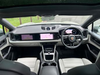 Porsche Cayenne 3.0 V6 E-HYBRID 25.9kWh