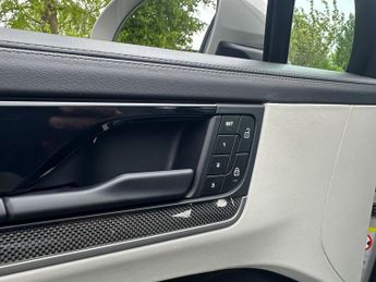 Porsche Cayenne 3.0 V6 E-HYBRID 25.9kWh