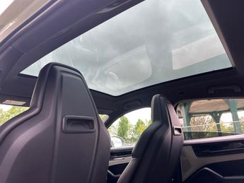 Porsche Cayenne 3.0 V6 E-HYBRID 25.9kWh