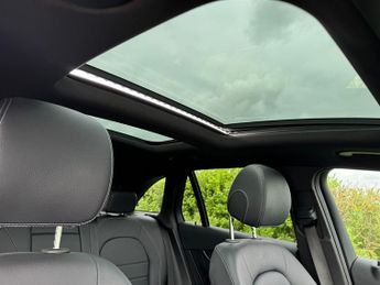 Mercedes GLC250d 4MATIC AMG LINE PREMIUM PLUS