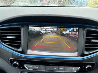 Hyundai Ioniq PREMIUM SE