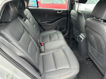 Hyundai Ioniq PREMIUM SE