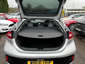 Hyundai Ioniq PREMIUM SE