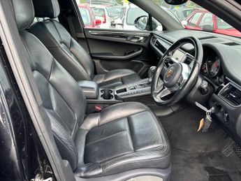 Porsche Macan D S PDK