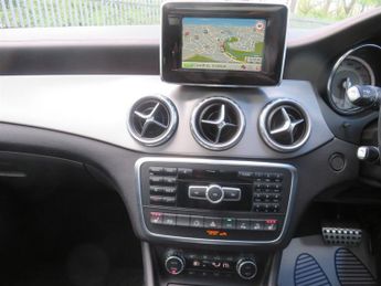 Mercedes GLA220 CDI 4MATIC AMG LINE PREMIUM PLUS AUTOMATIC