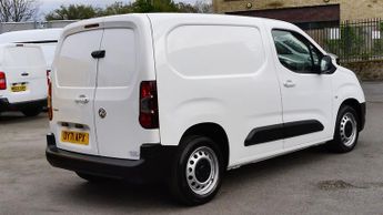 Vauxhall Combo 2000 EDITON L1 SWB 8 SPEED AUTOMATIC,AIR CONDITIONING,PARKING SE