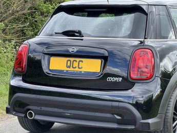 MINI Hatch COOPER EXCLUSIVE