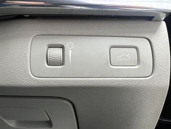 Volvo XC90 2.0 D5 PowerPulse Inscription Auto 4WD Euro 6 (s/s) 5dr