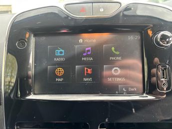 Renault Clio 1.5 dCi Dynamique S MediaNav Hatchback 5dr Diesel EDC Euro 5 (90