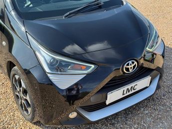 Toyota Aygo 1.0 VVT-i x-plore Hatchback 5dr Petrol Manual Euro 6 (71 ps)